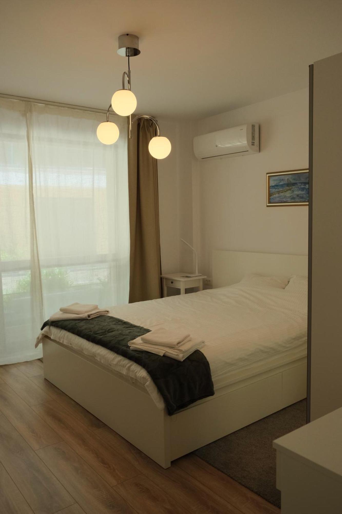 Bucharest Booking Apartments-Self Check-In ภายนอก รูปภาพ