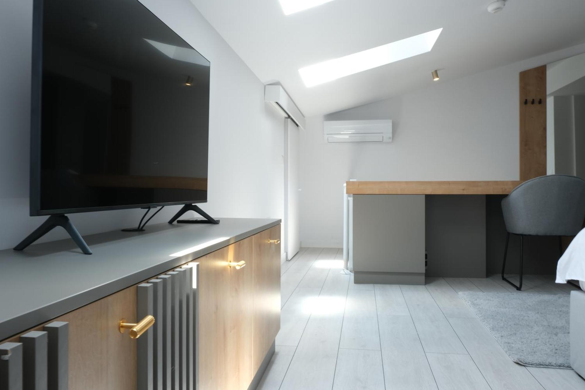 Bucharest Booking Apartments-Self Check-In ภายนอก รูปภาพ